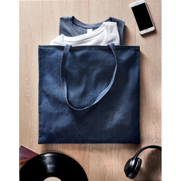 STYLE TOTE